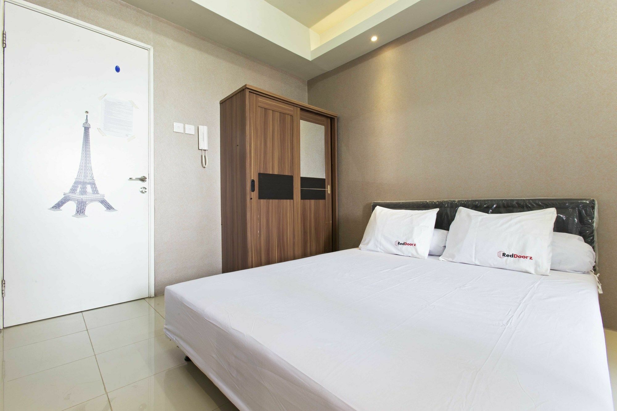 Reddoorz Apartment @ Pegangsaan Kelapa Gading 3 Jakarta Exterior photo