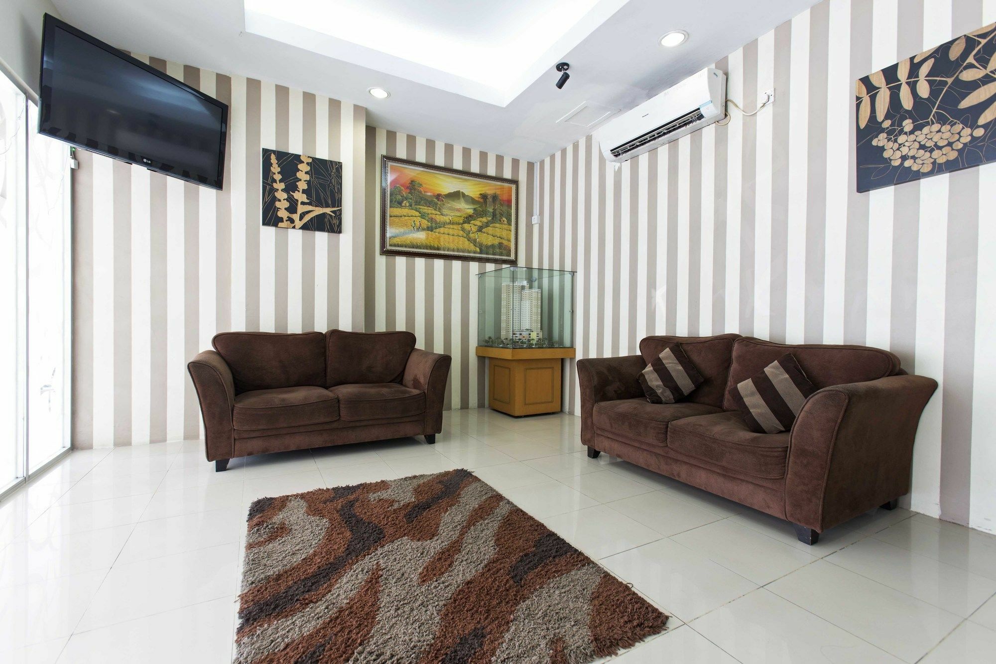 Reddoorz Apartment @ Pegangsaan Kelapa Gading 3 Jakarta Exterior photo