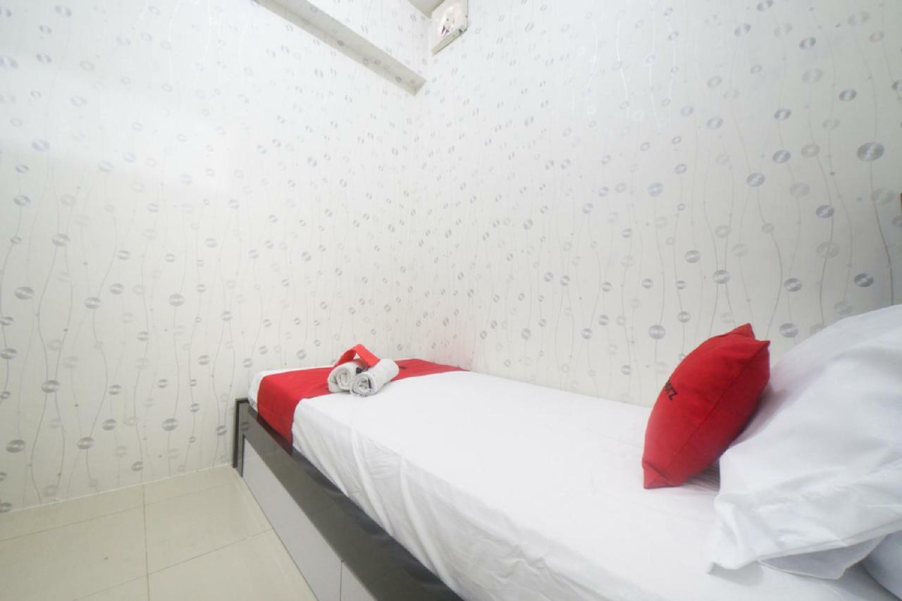 Reddoorz Apartment @ Pegangsaan Kelapa Gading 3 Jakarta Exterior photo